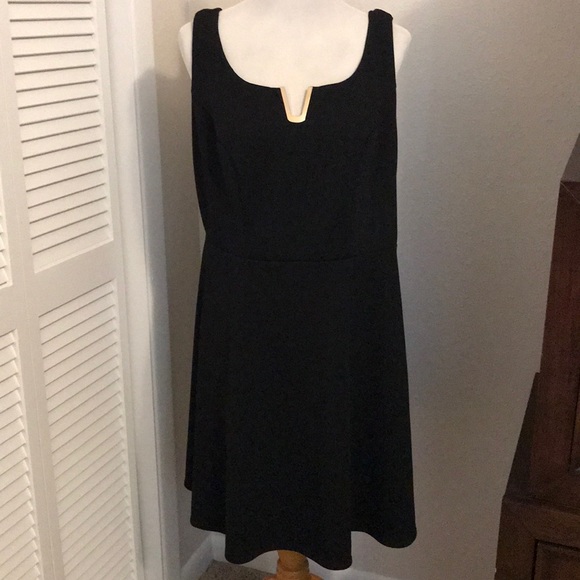 paper doll Dresses & Skirts - NWOT Black sleeveless dress skater style